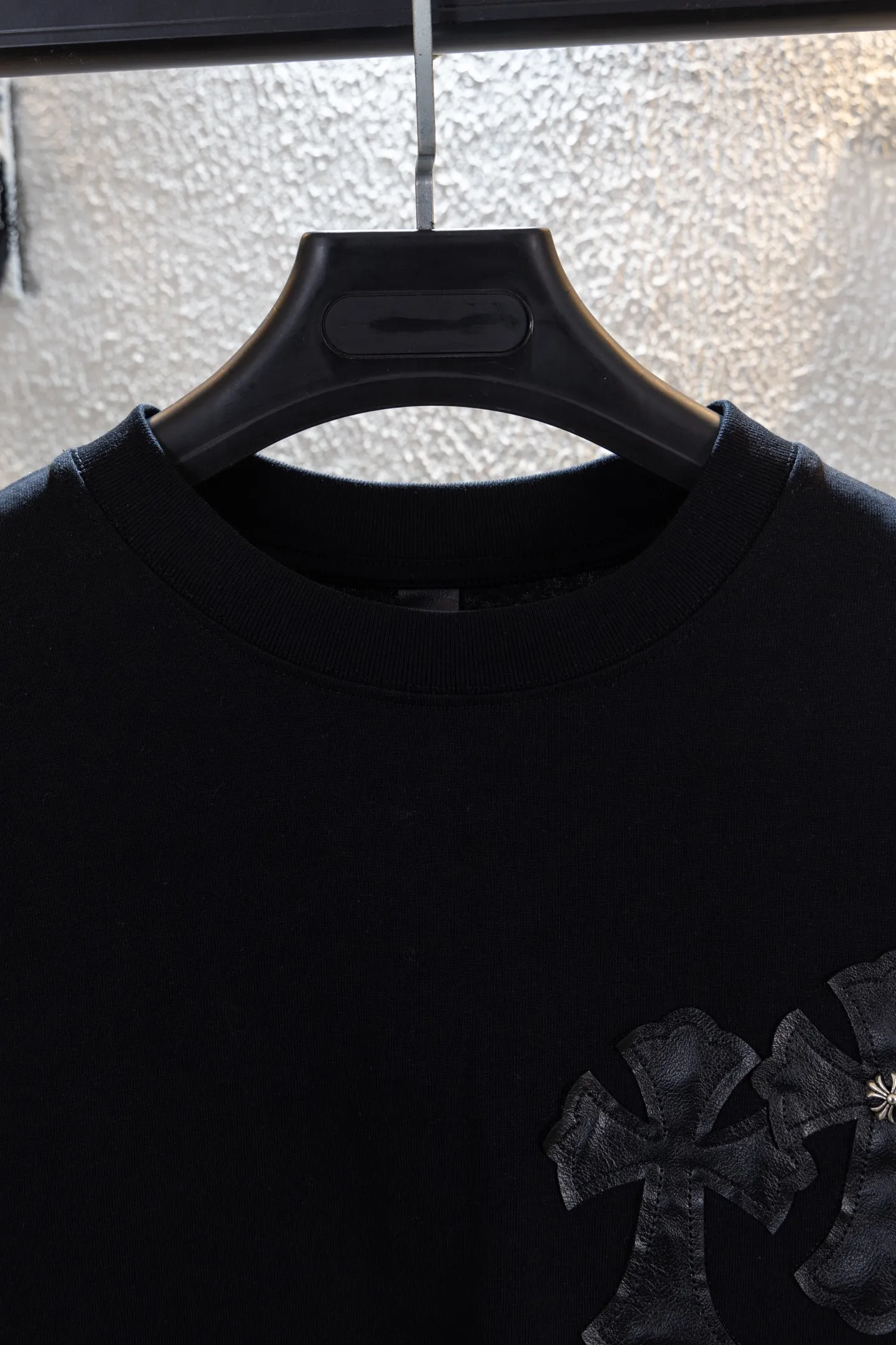 ：k 6661 25SS CH 🖤New Arrival 💙💙 ～ ➕ g ～ ！！ ⭐ ！ 😻 Classic Classic ！ CH ！ Color:Black White Size:S M L XL